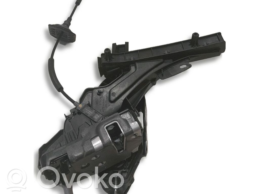 Ford Focus Aizmugurē slēdzene 