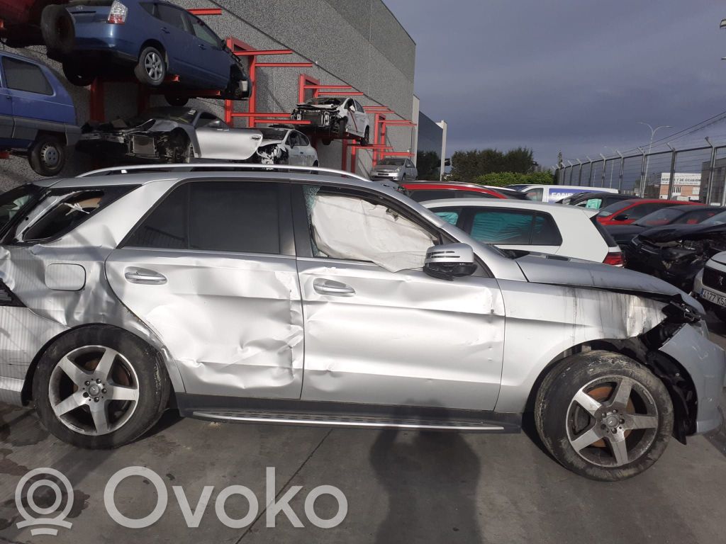 Mercedes-Benz ML W166 Licznik / Prędkościomierz 