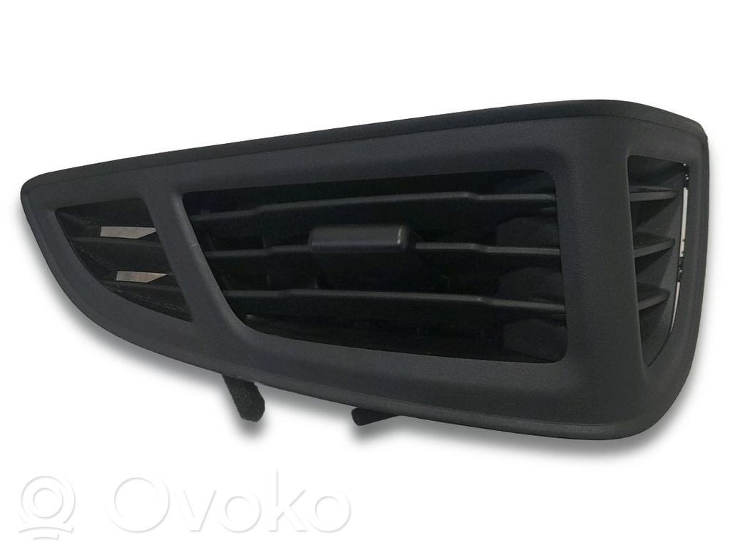Ford Focus Centrālais gaisa ventilācijas režģis 