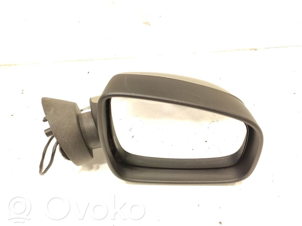 Dacia Logan III Embellecedor de espejo retrovisor