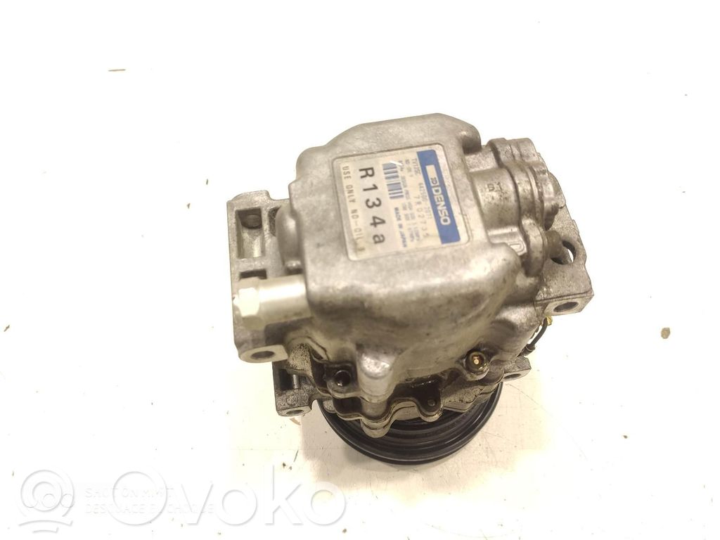 Toyota Corolla E120 E130 Ilmastointilaitteen kompressorin pumppu (A/C)