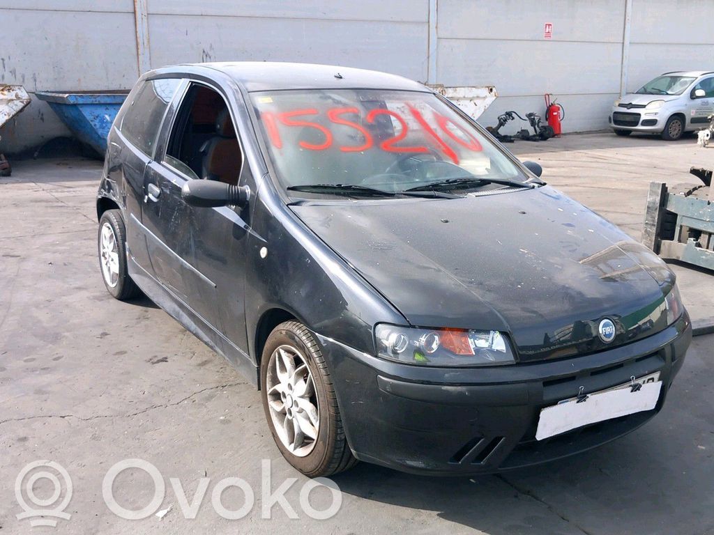 Fiat Punto (188) Générateur / alternateur 