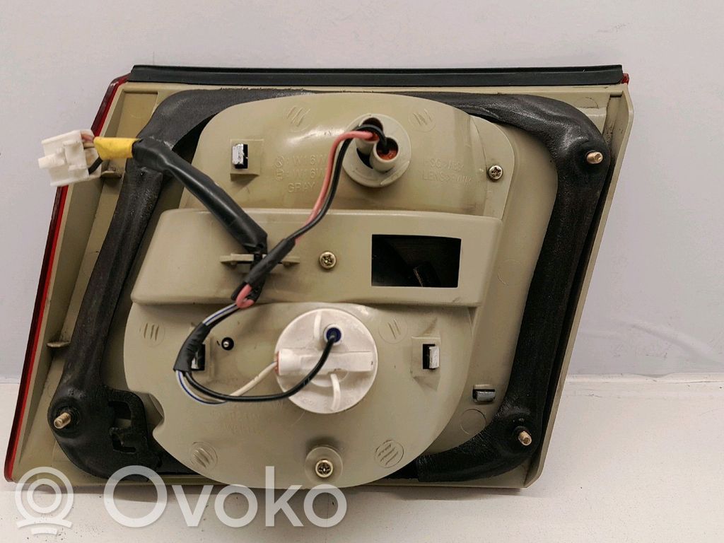 KIA Carens II Lampa tylna