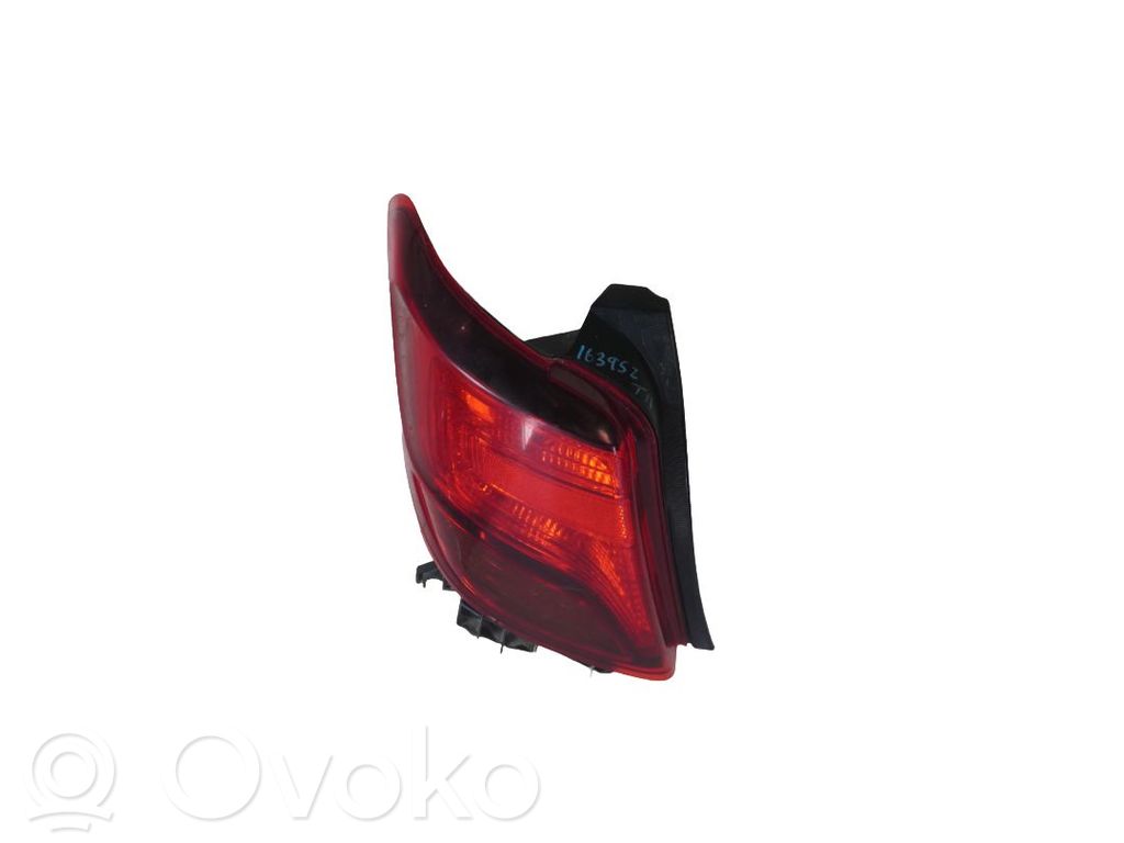 Toyota Yaris Lampă spate în caroserie 
