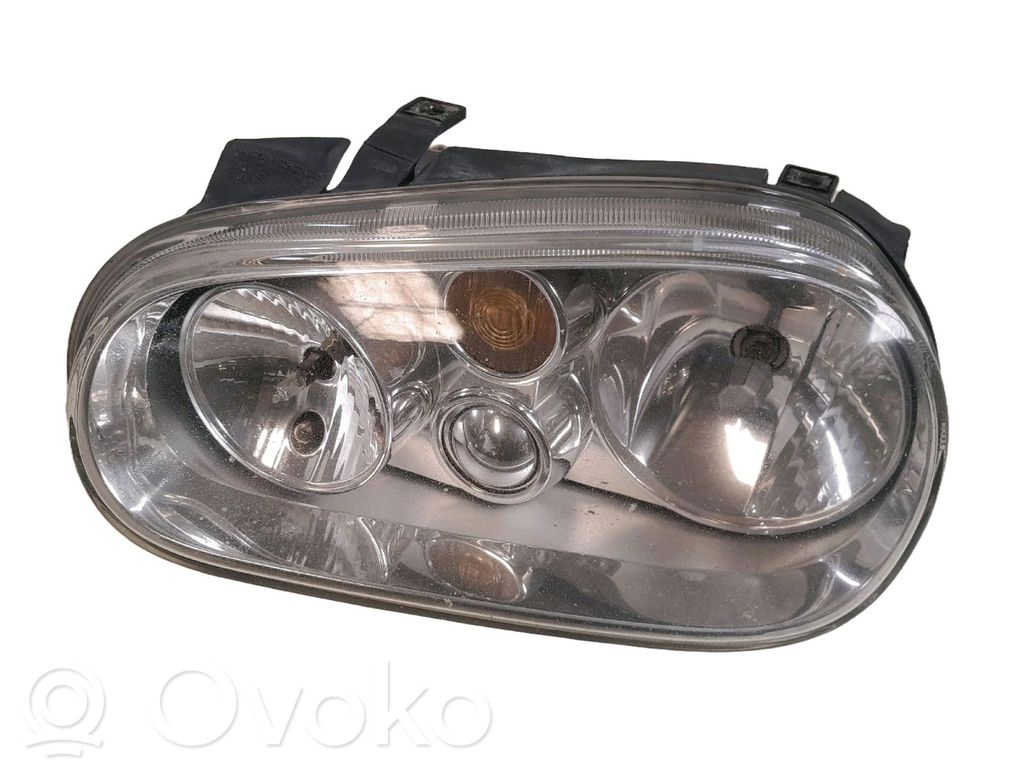 Volkswagen Golf IV Faro/fanale 