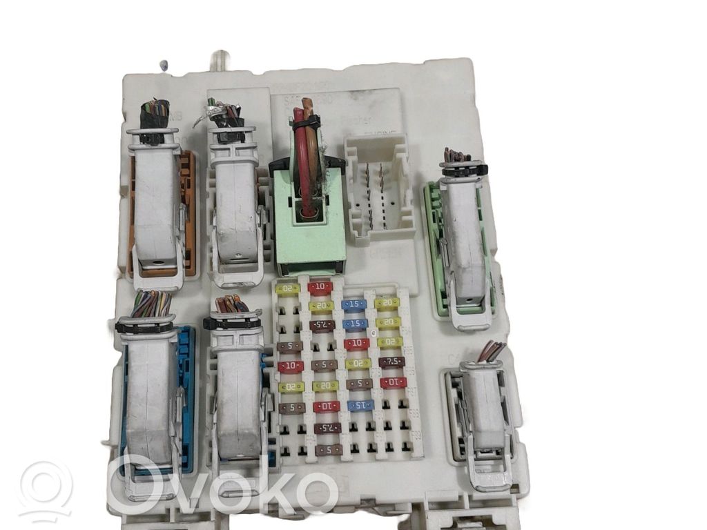 Sicherungskasten komplett   14A073