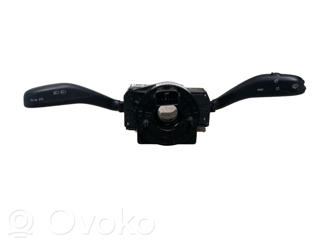 Volkswagen Polo IV 9N3 Interruttore/pulsante di controllo multifunzione