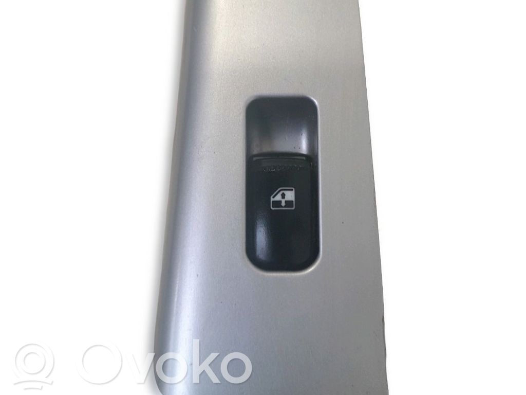Comutator comandă geamuri electrice   935802B500S4