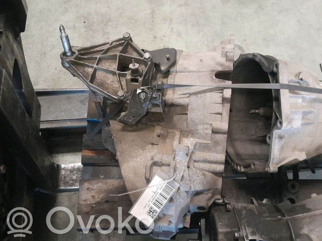 Renault Safrane Manualna 5-biegowa skrzynia biegów 