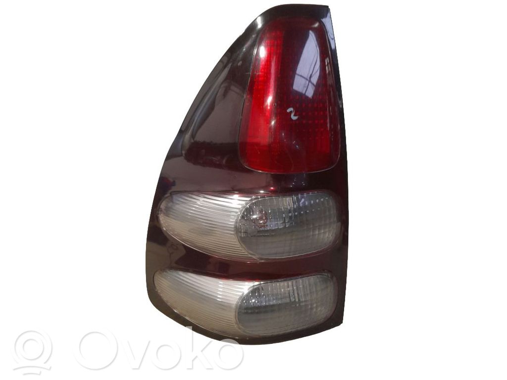 Toyota Land Cruiser (J120) Luz trasera/de freno 