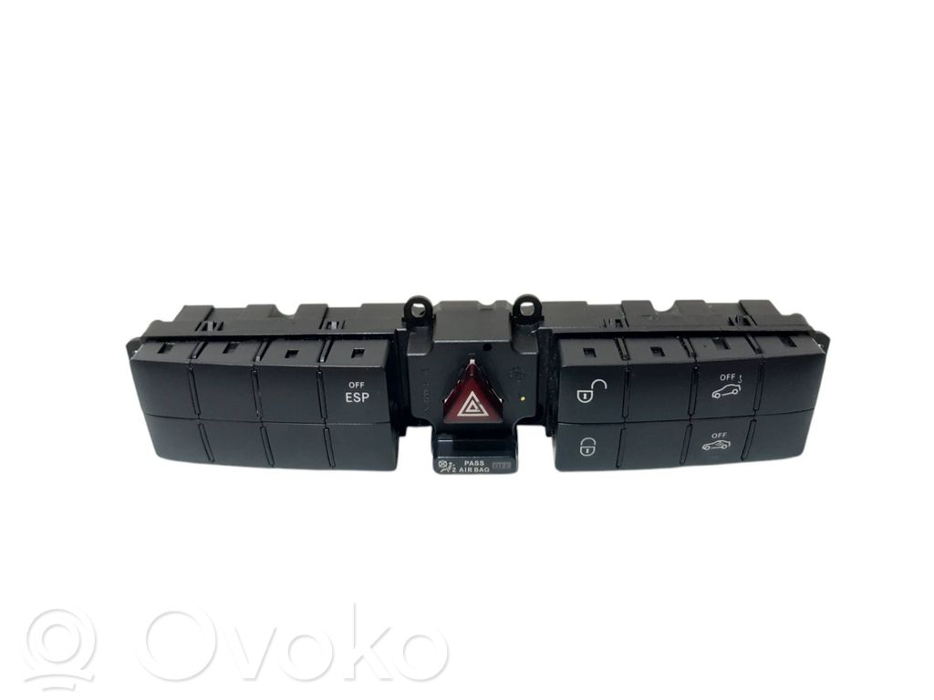Mercedes-Benz C W203 Botón interruptor de luz de peligro 