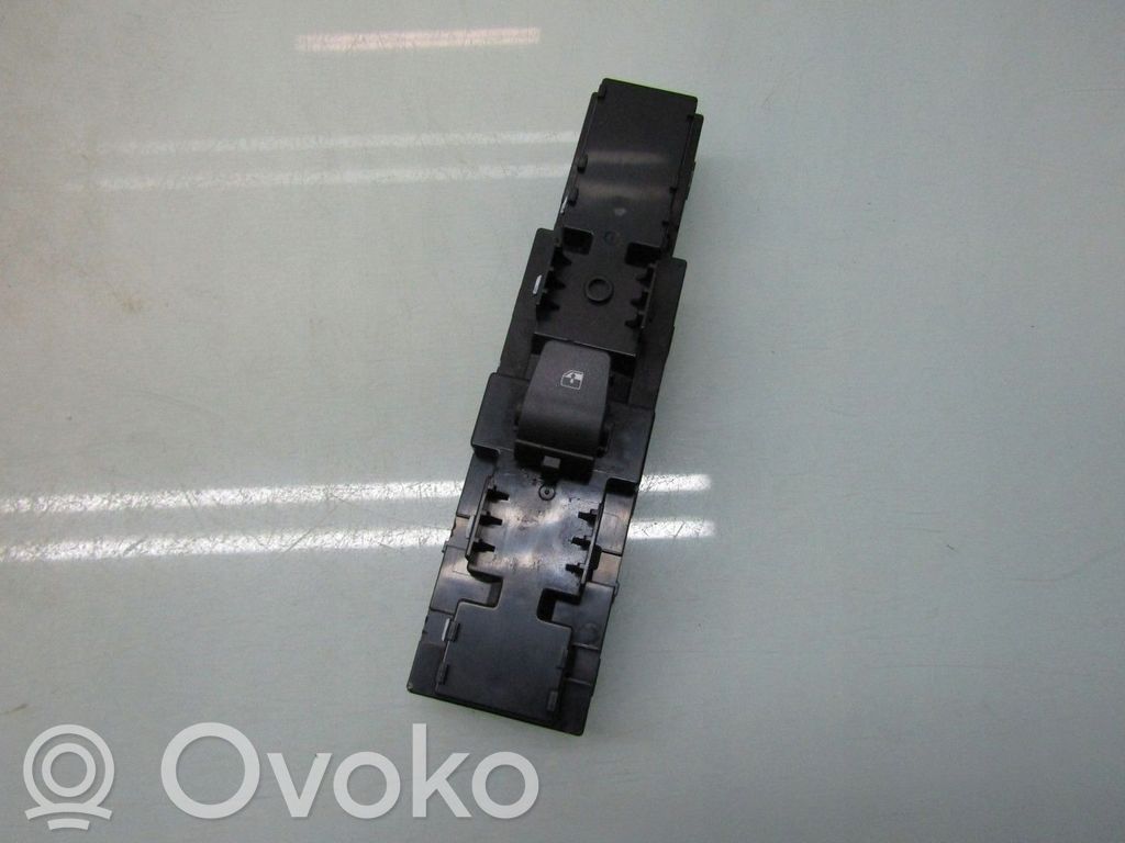 Hyundai i30 Other switches/knobs/shifts 