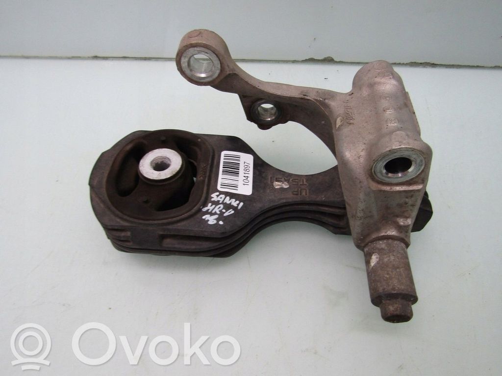 Honda HR-V Engine mounting bracket 