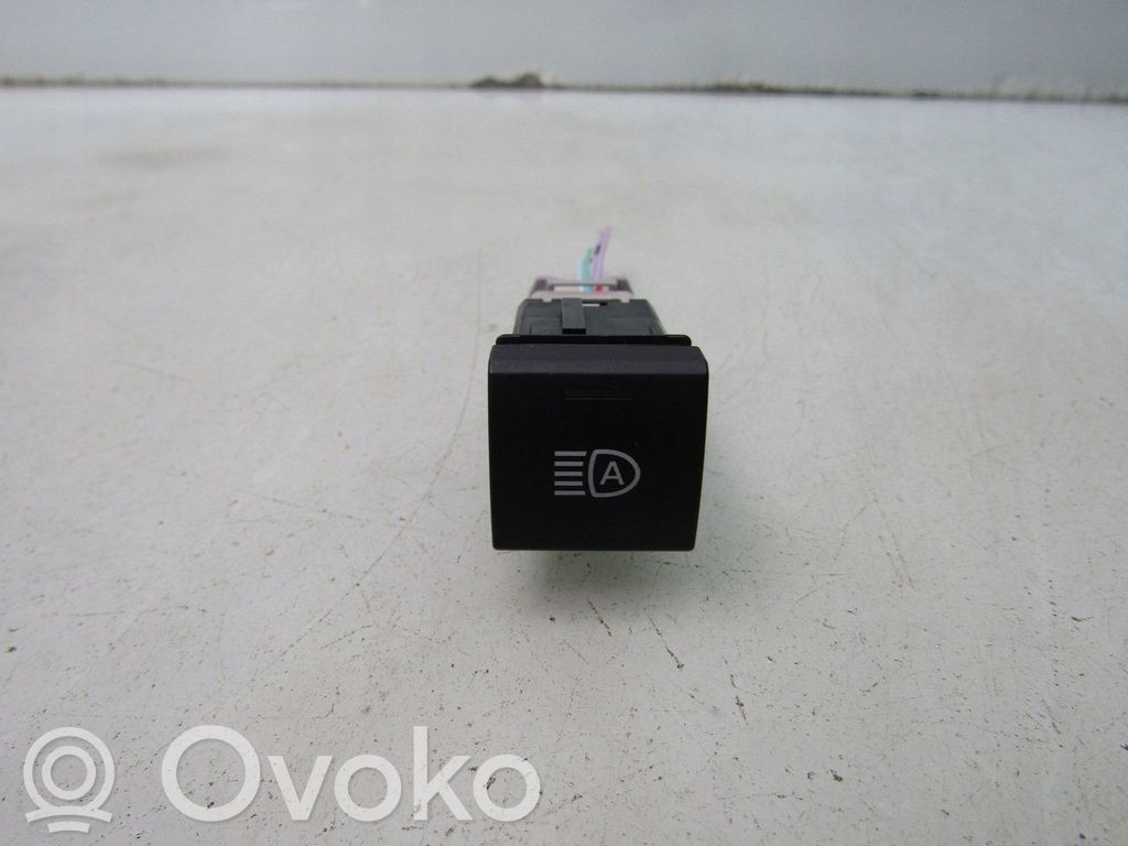 Other switches/knobs/shifts   24R,KB