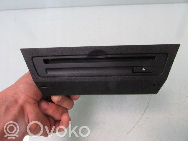 Mazda 2 Front door interior handle 