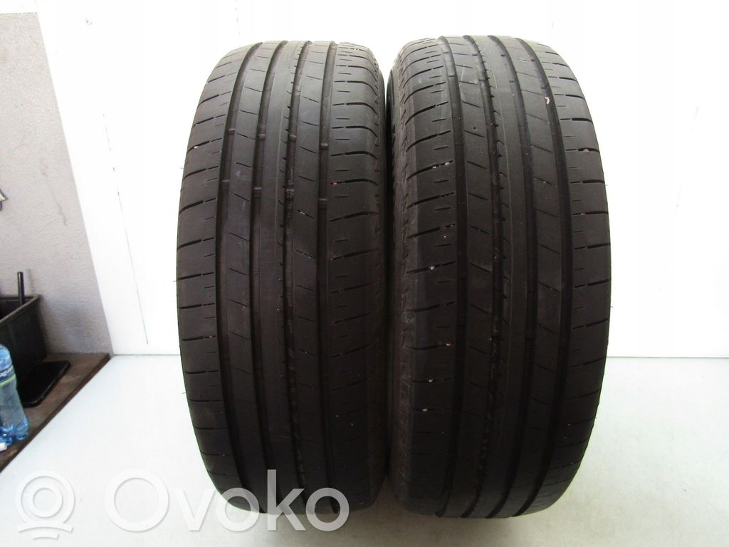 Neumático de verano R16