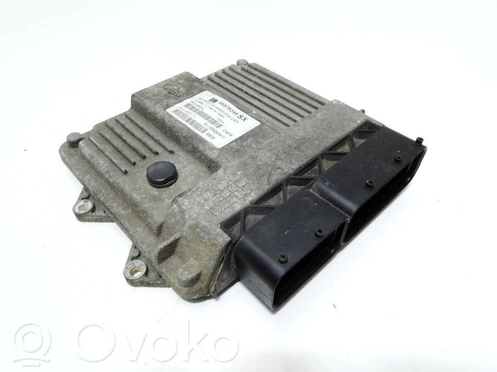 Opel Combo C Engine control unit/module 