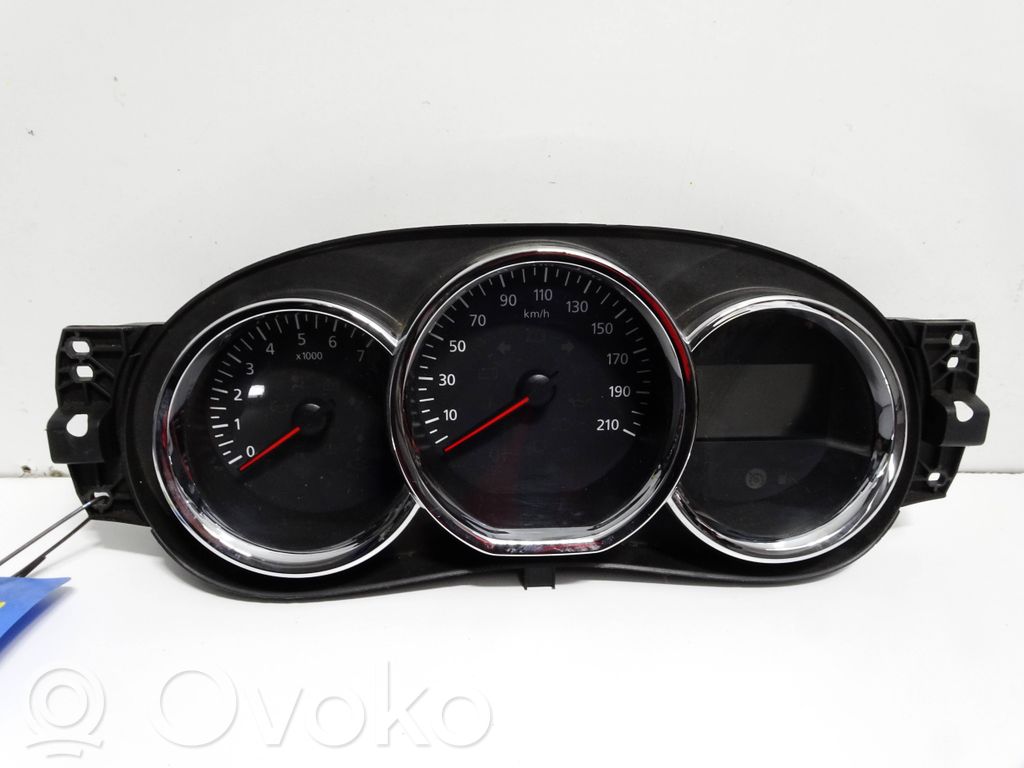Dacia Sandero Geschwindigkeitsmesser Cockpit 