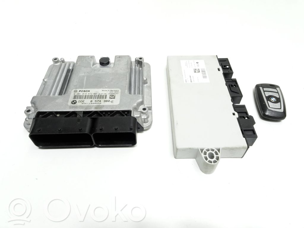 Komputer / Sterownik ECU i komplet kluczy   8574380,9318365,031199020