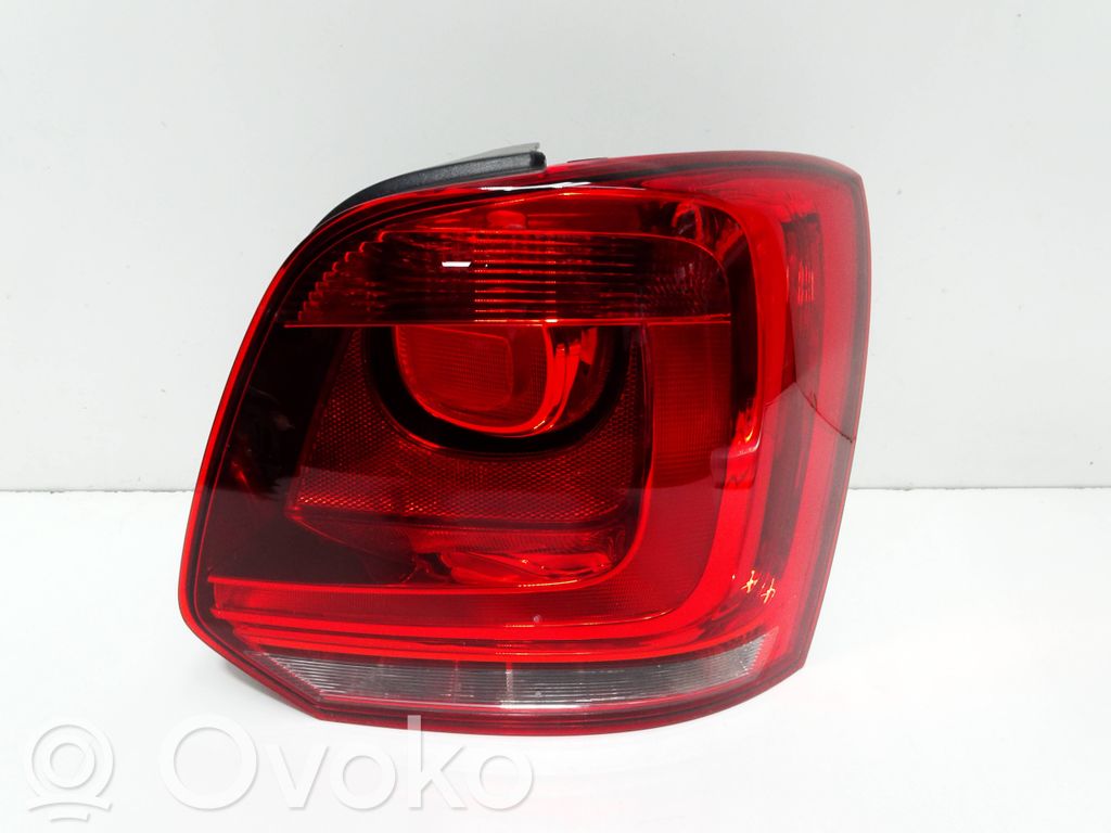 Volkswagen Polo V 6R Lampa tylna 