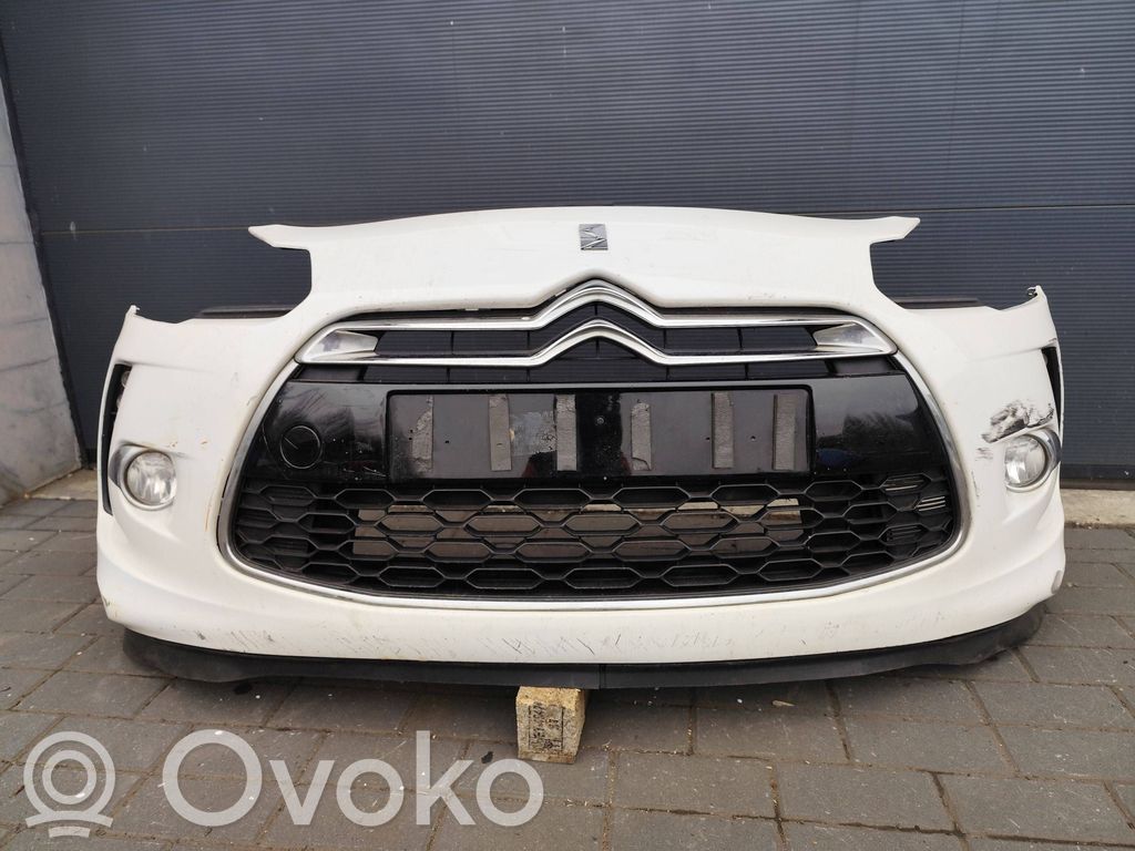 Citroen DS3 Parachoques delantero 