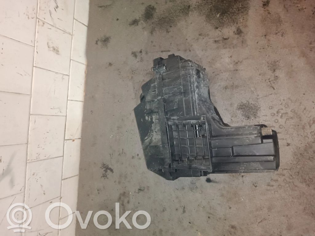 Citroen C5 Air filter box 