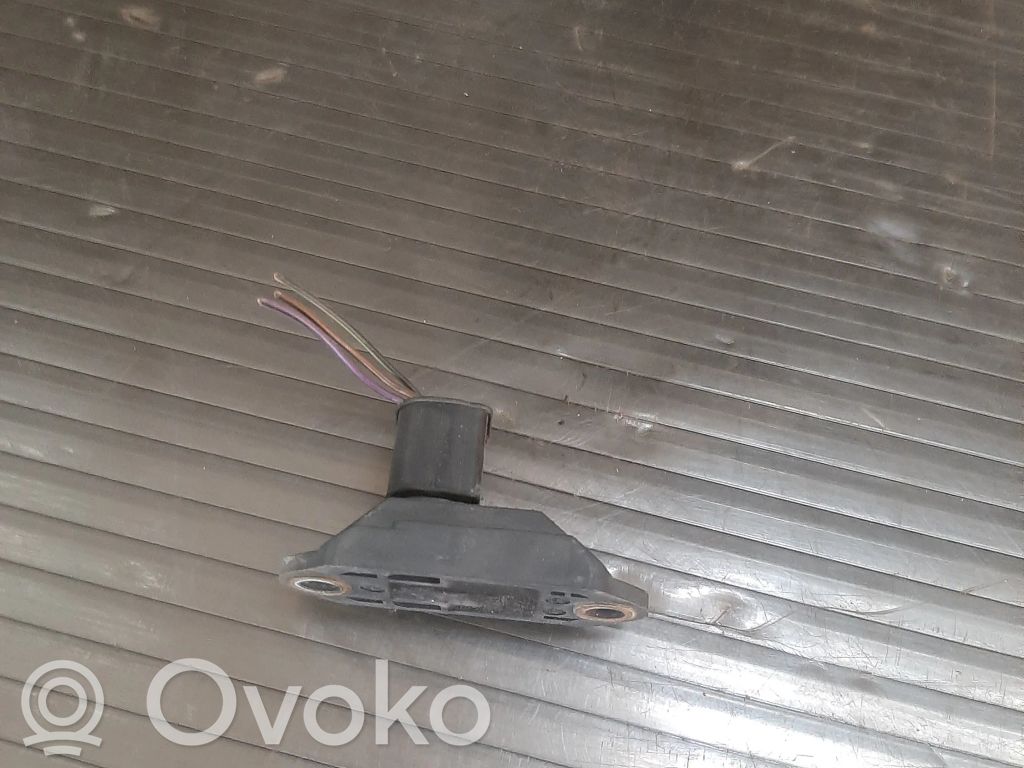 Volkswagen Scirocco Airbag deployment crash/impact sensor 