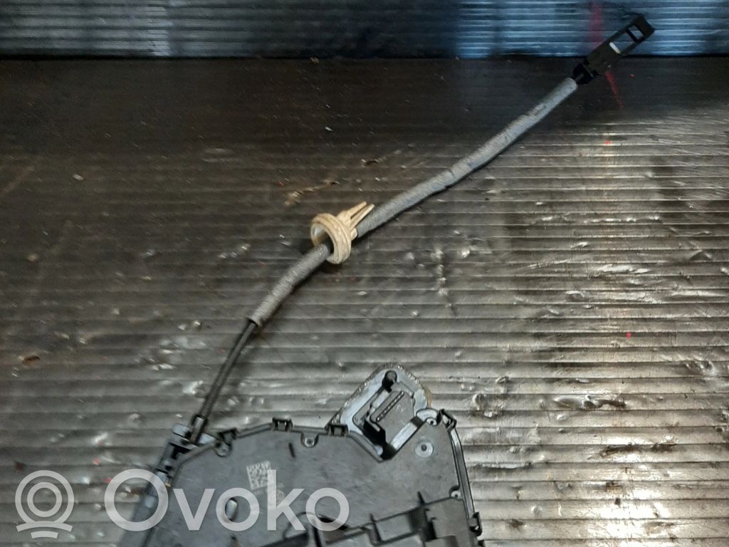 Volkswagen Golf VII Priekinė durų spyna 