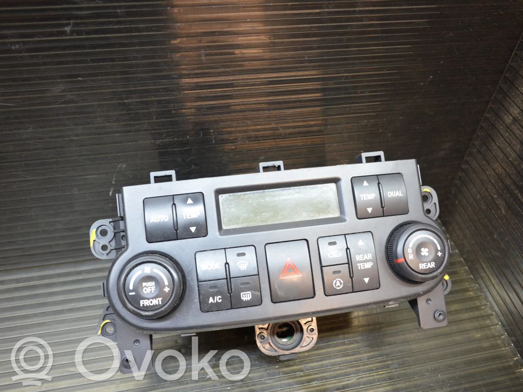 KIA Carnival Unidad de control climatización 