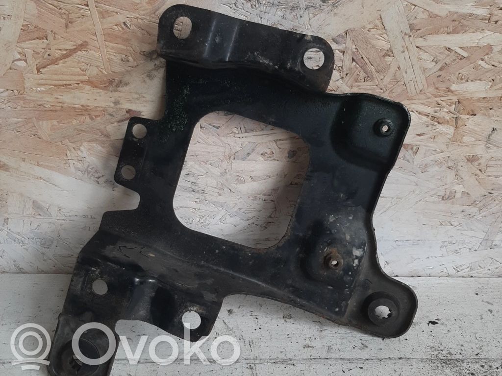 Volvo V50 Akun alusta 