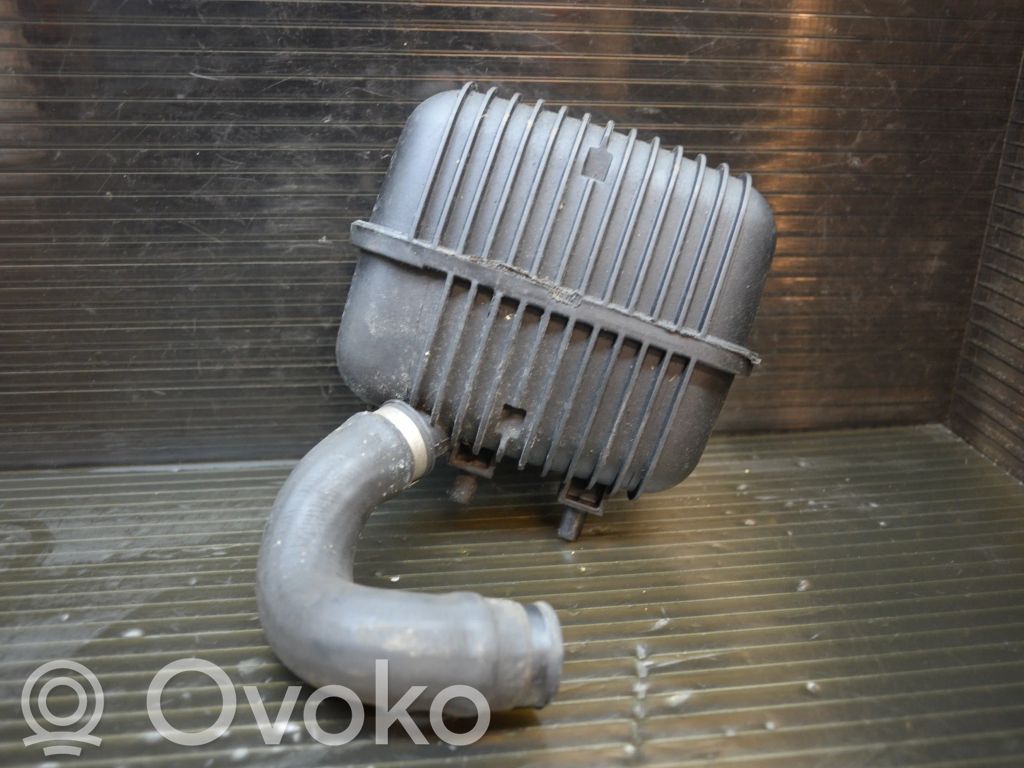 Audi A6 S6 C6 4F Tyhjiösäiliö 