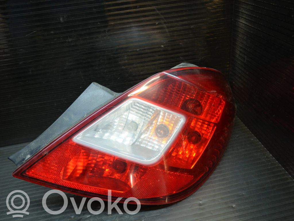 Opel Corsa D Luz trasera/de freno 