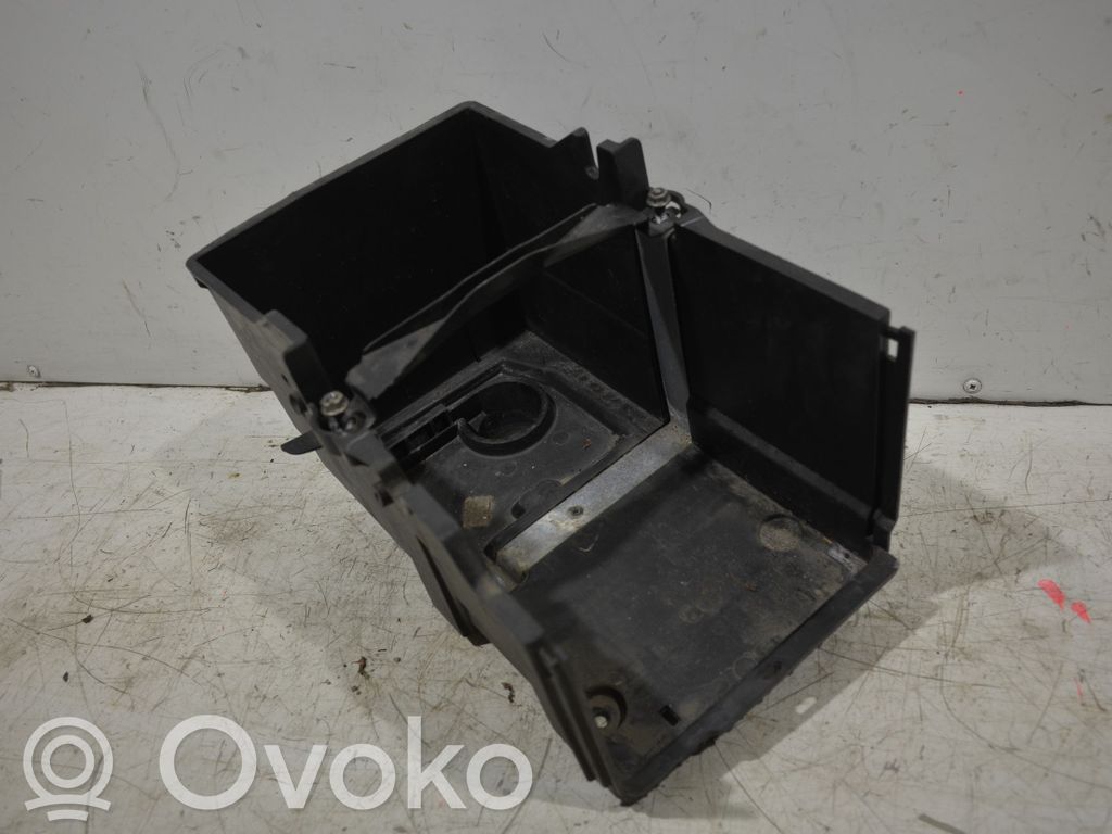 Ford Focus Akumuliatoriaus dėžė 
