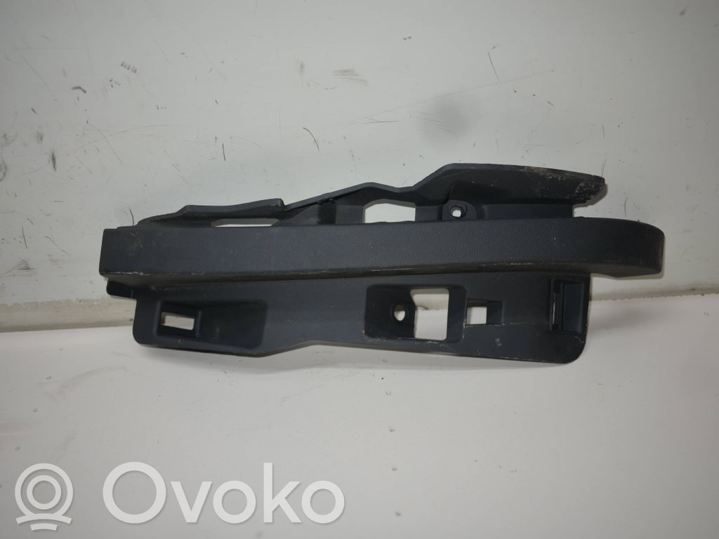 Volvo S60 Kita salono detalė 