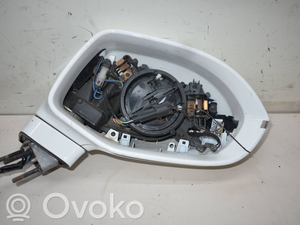 Audi A7 S7 4G Elektryczne lusterko boczne drzwi przednich 