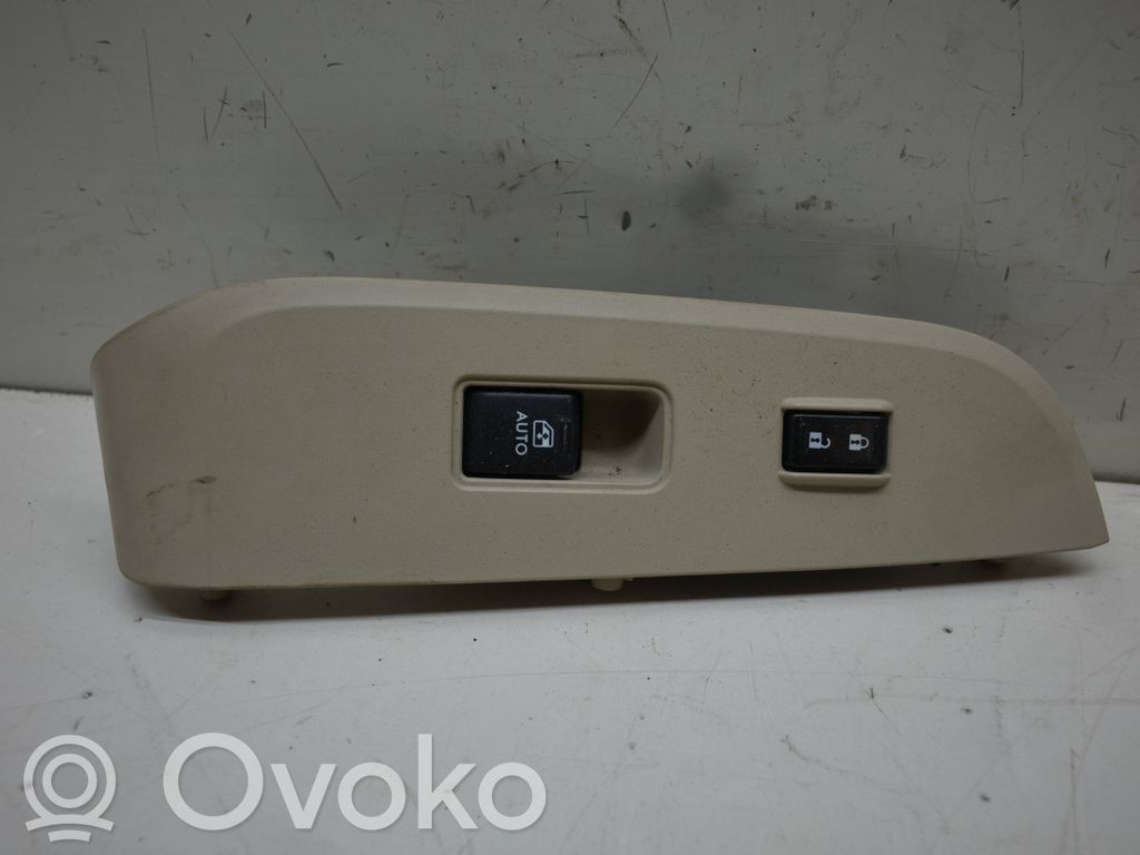 Subaru Outback (BS) Electric window control switch 