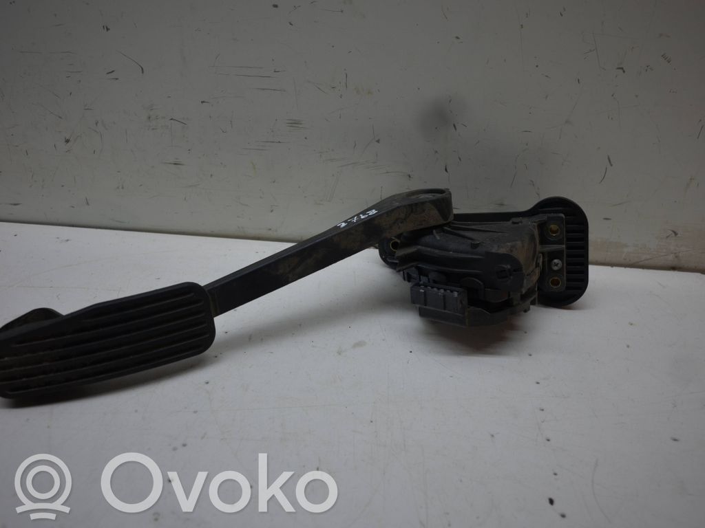 Volvo V70 Kaasupoljin 