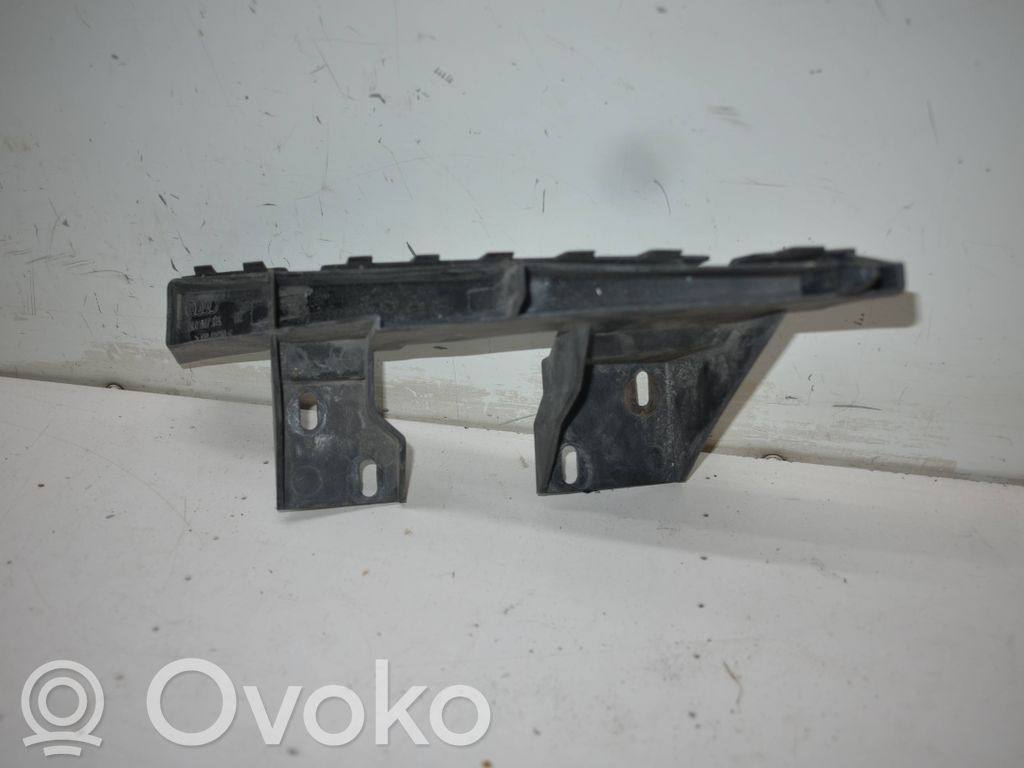 Audi Q7 4L Front bumper mounting bracket 