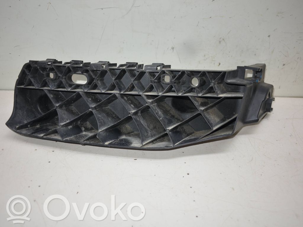 Dodge Durango Headlight/headlamp mounting bracket 