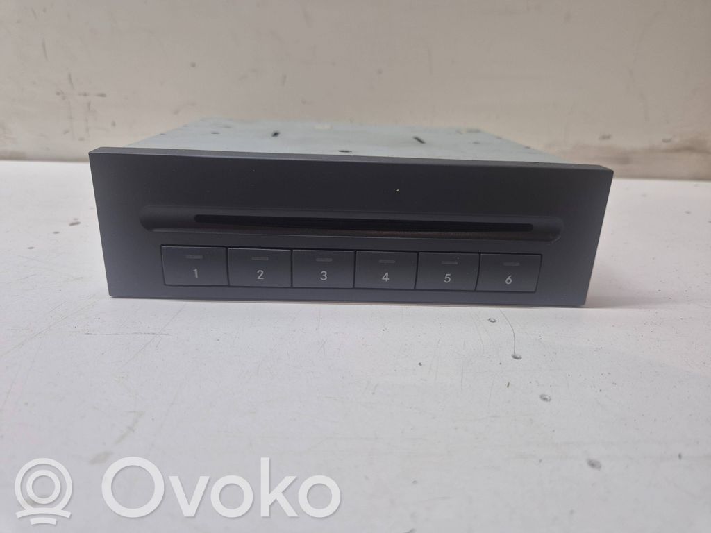 Mercedes-Benz E W211 CD/DVD changer 