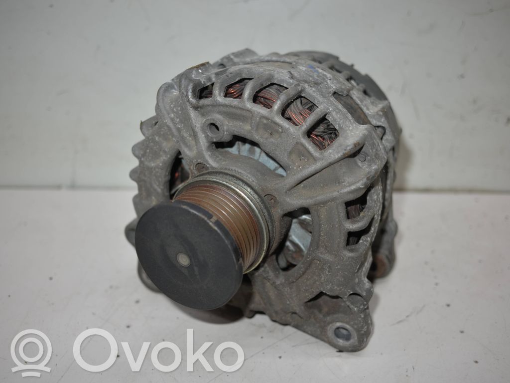 Audi A4 S4 B8 8K Ģenerators 
