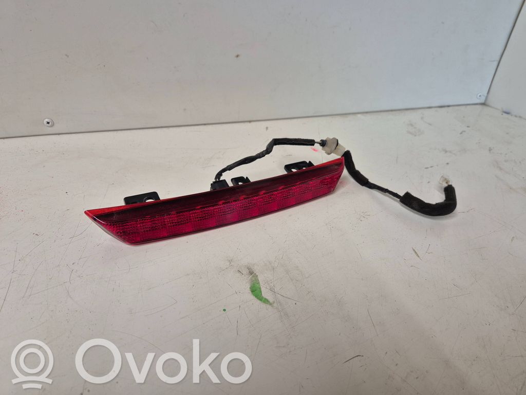 Mazda 3 II Third/center stoplight 