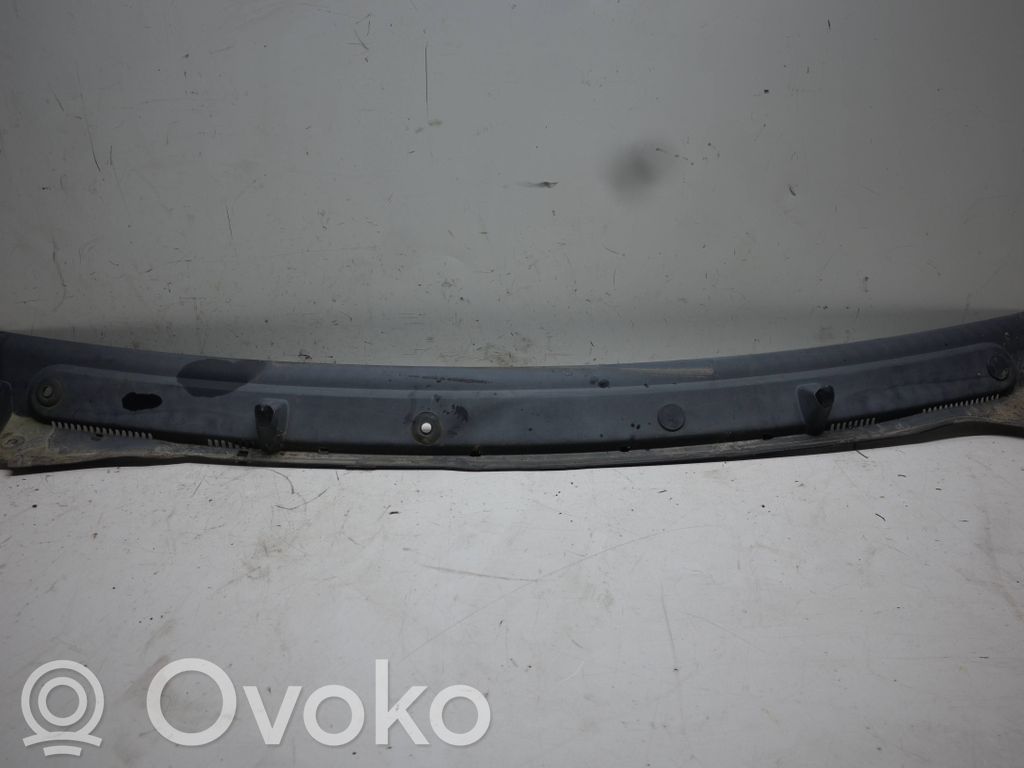 Opel Vivaro Pyyhinkoneiston lista 