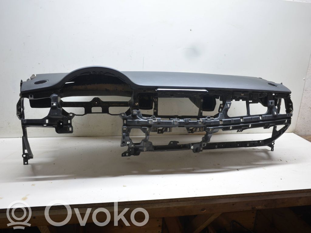 KIA Stonic Panelė 