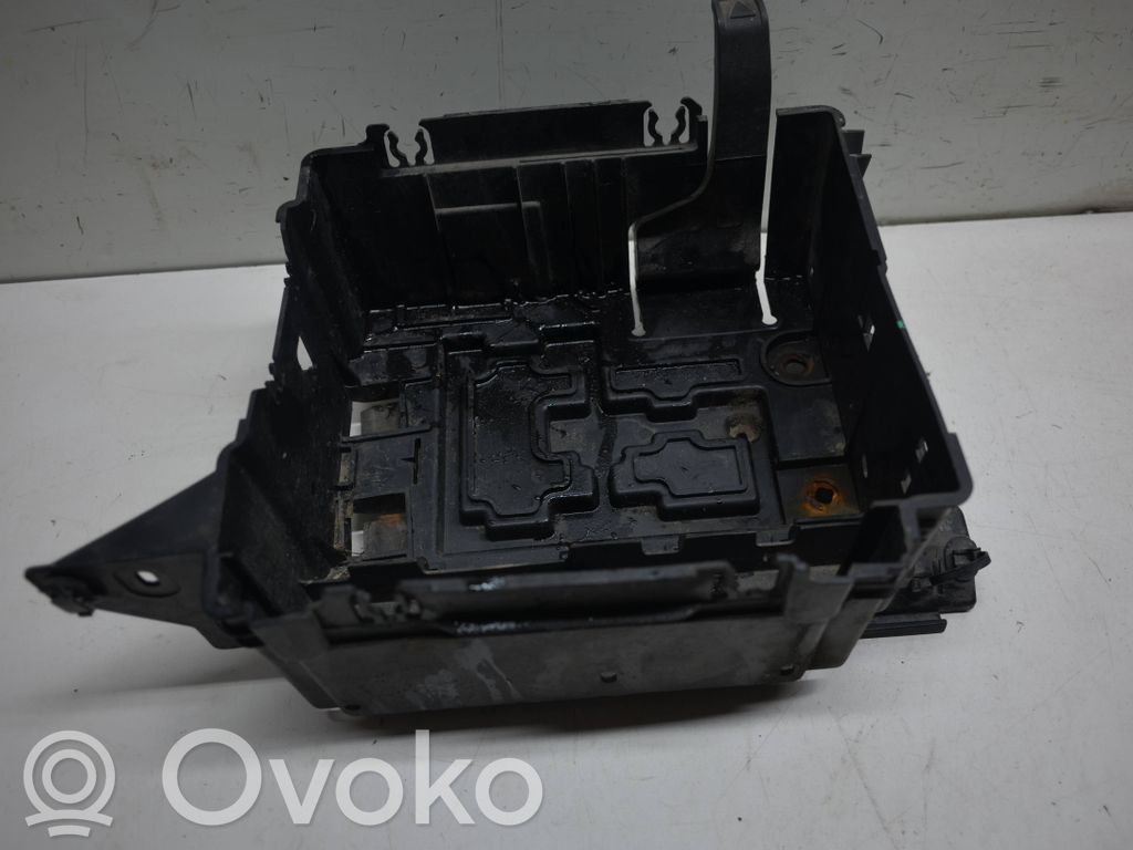 Citroen C3 Picasso Akumulatora nostiprināšanas pamatne 