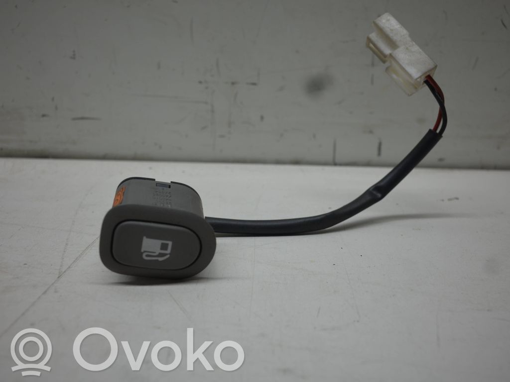KIA Carnival Fuel tank opening switch 