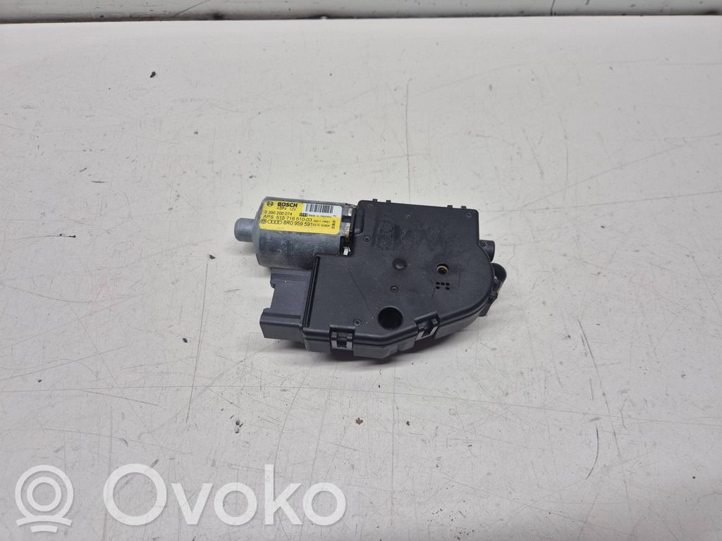 Volkswagen Tiguan Moottori/käyttölaite 