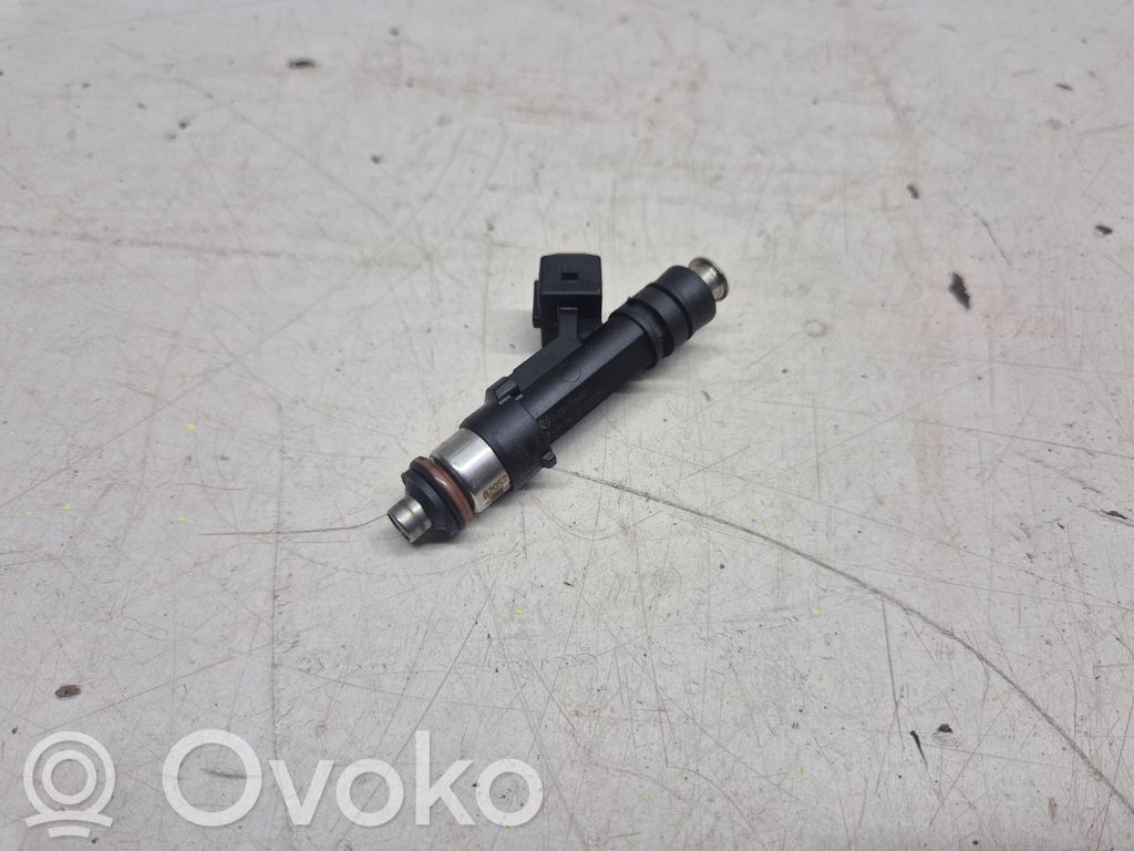 Opel Astra J Inyector de combustible 