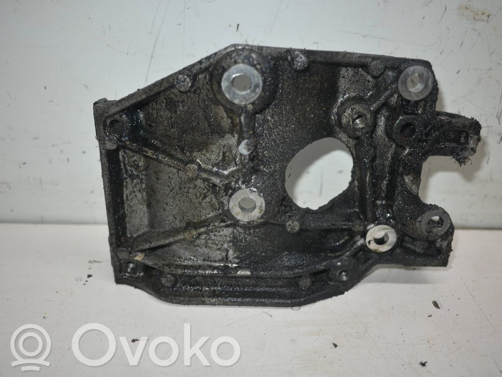 Citroen C4 I A/C compressor mount bracket 