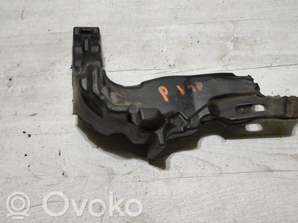 Volvo V40 Valytuvų apdaila (-os) 